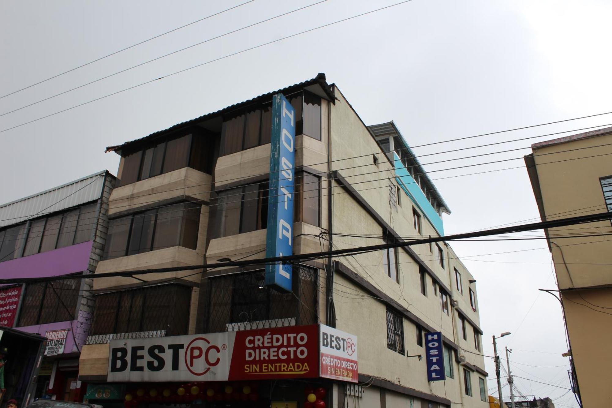 Julius Hostal, Desde Las 14 Horas Hasta 12 Del Mediodia Quito Buitenkant foto